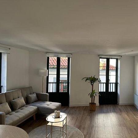 Apartamentos Urbanin II Plaza De San Pedro Cudillero Kültér fotó